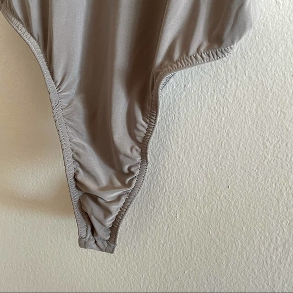 NWOT Missguided Slinky Grey Bodysuit Thong - Picture 4 of 7